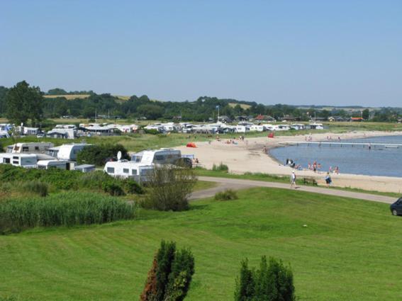 Vikaer Strand Camping & Cottages Diernæs Εξωτερικό φωτογραφία
